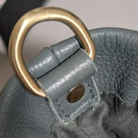 ASPEN Leather handbag sage green tote top handle pebbled quiet luxury minimalist - Picture 7 of 9